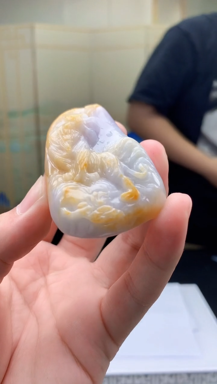 【闪购商品】定制翡翠未镶嵌4688bb-毛货挂件136