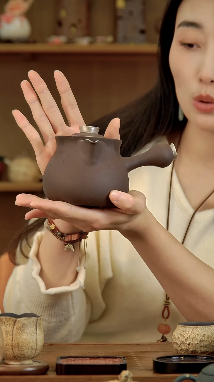 言野手作 赤珠侧把煮茶壶(黑)