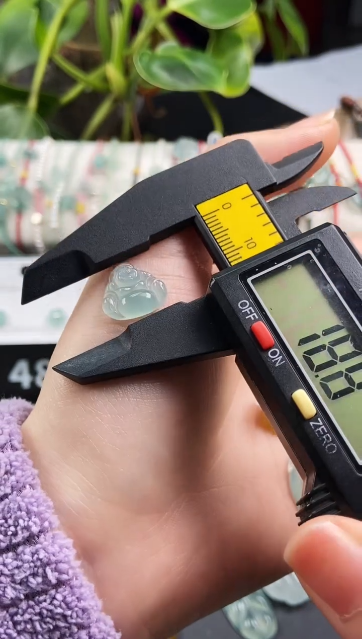 【闪购商品】翡翠吊坠(不含链)未镶嵌99佛公