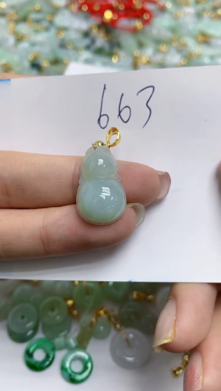 【闪购商品】翡翠颈饰合金天然翡翠A货