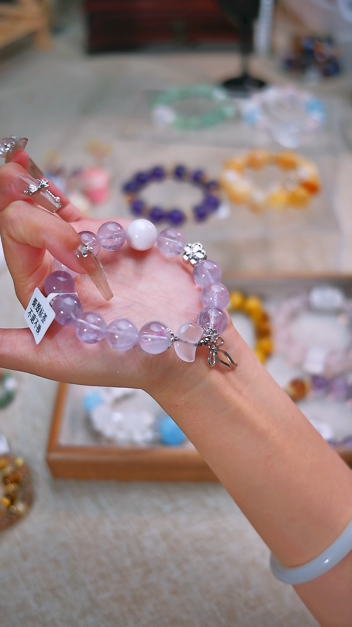 【闪购商品】水晶手链未镶嵌多样性发货颜色微差发其一 