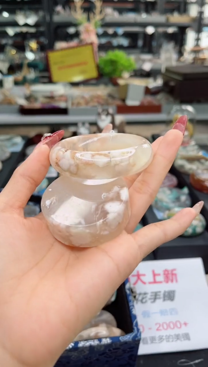 【闪购商品】石英质玉手镯未镶嵌53圈口（赠品镯心）1680715