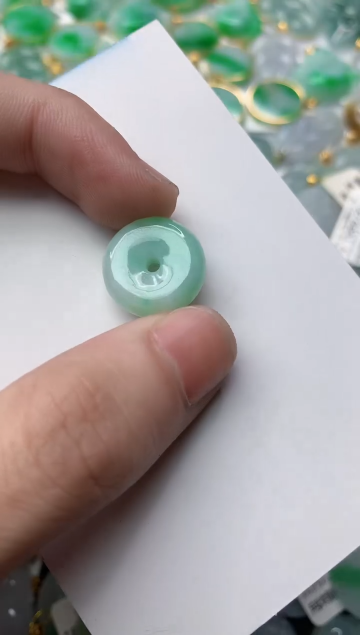 【闪购商品】翡翠颈饰未镶嵌2...........