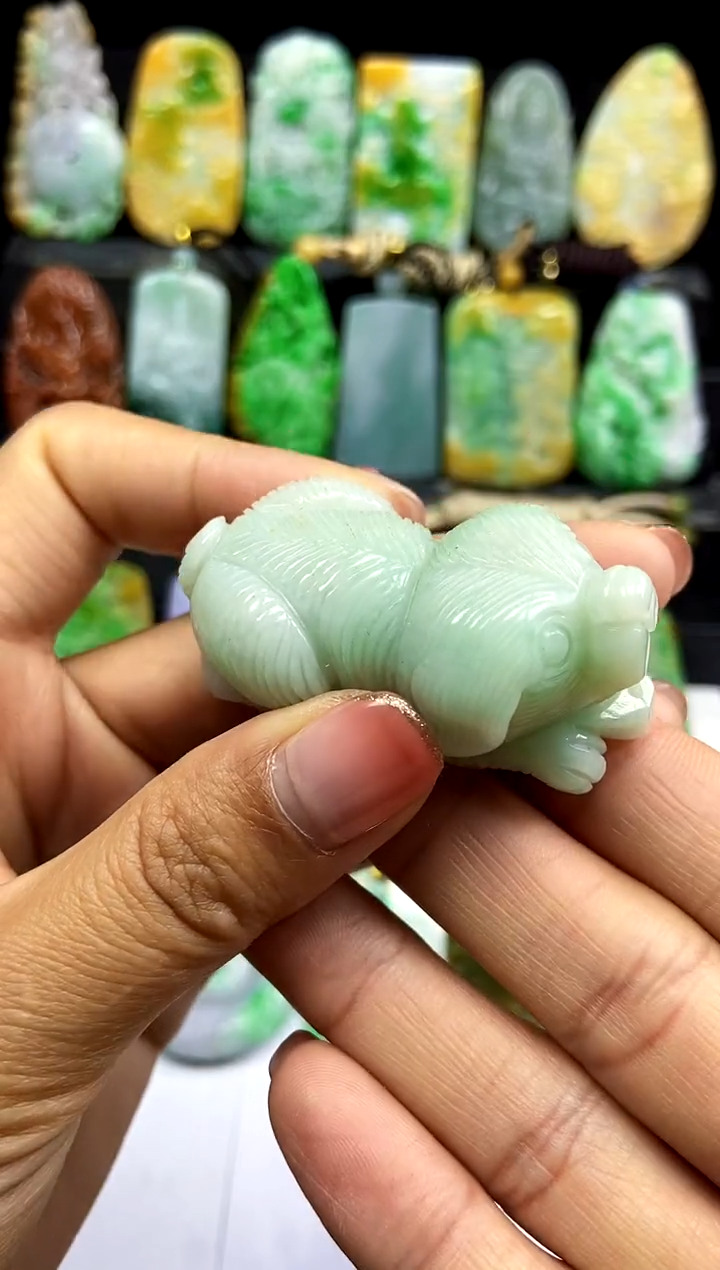 【闪购商品】翡翠颈饰未镶嵌翡翠A货