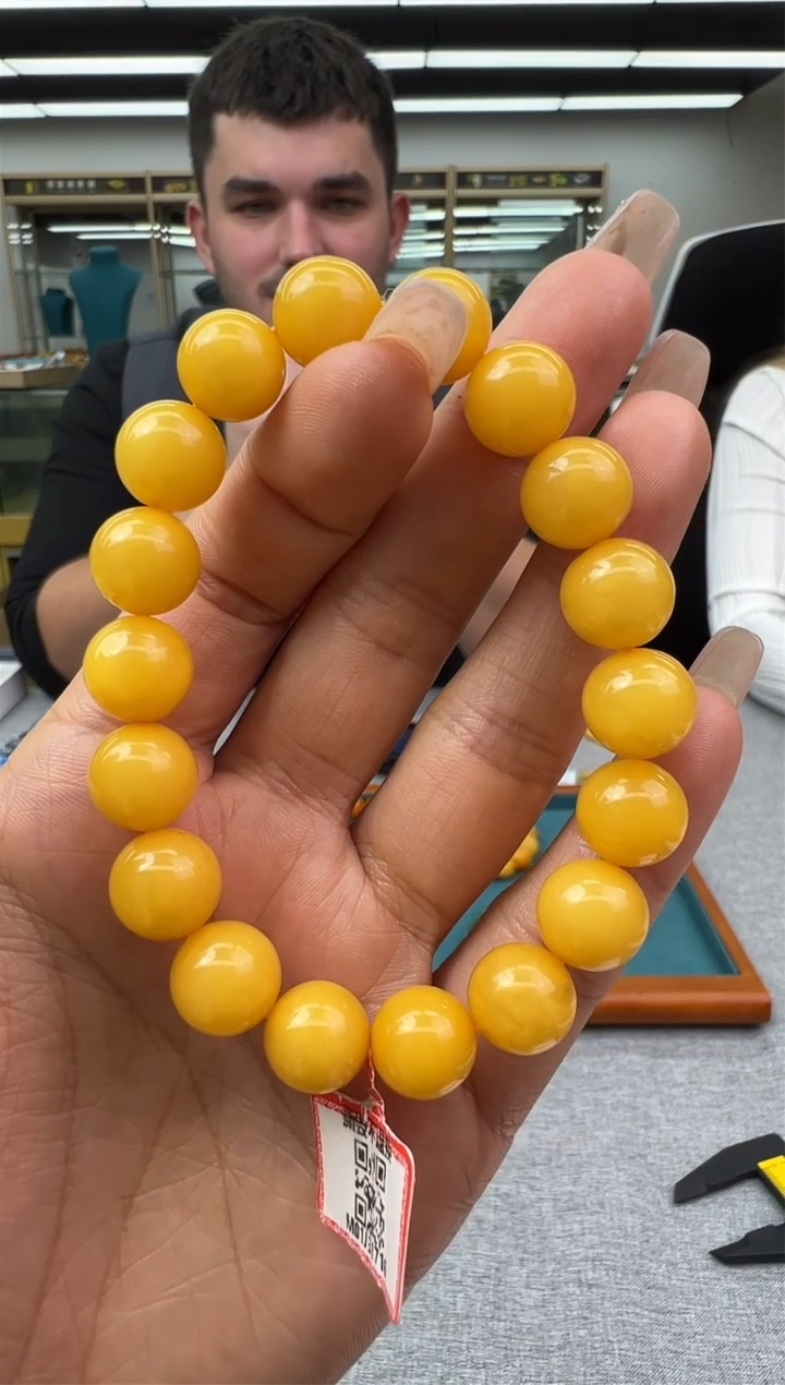 【闪购商品】琥珀手链未镶嵌54秒拍号