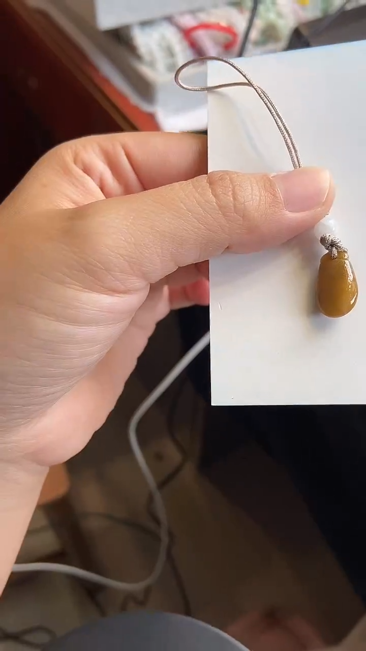 颈饰未镶嵌翡翠1