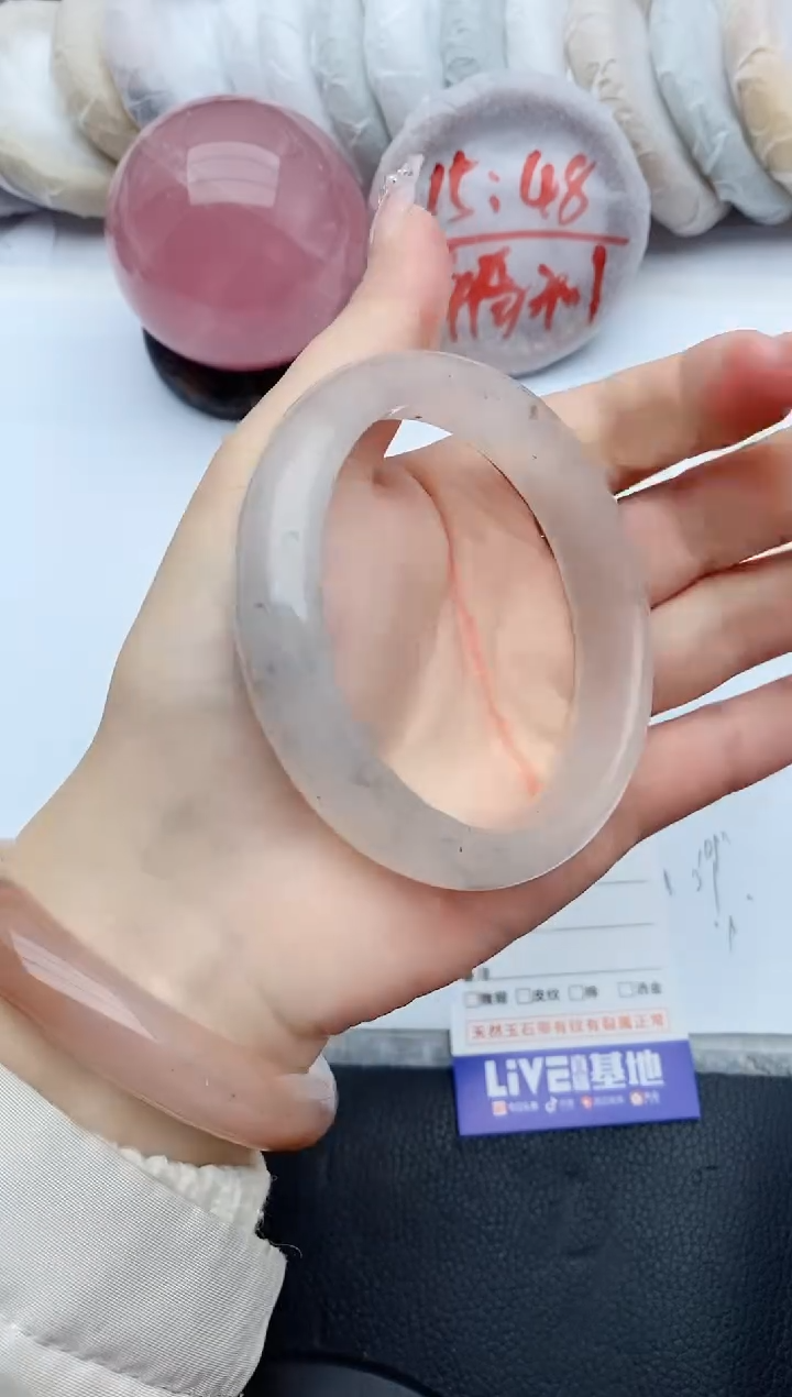 【闪购商品】石英质玉手镯未镶嵌213+62/63