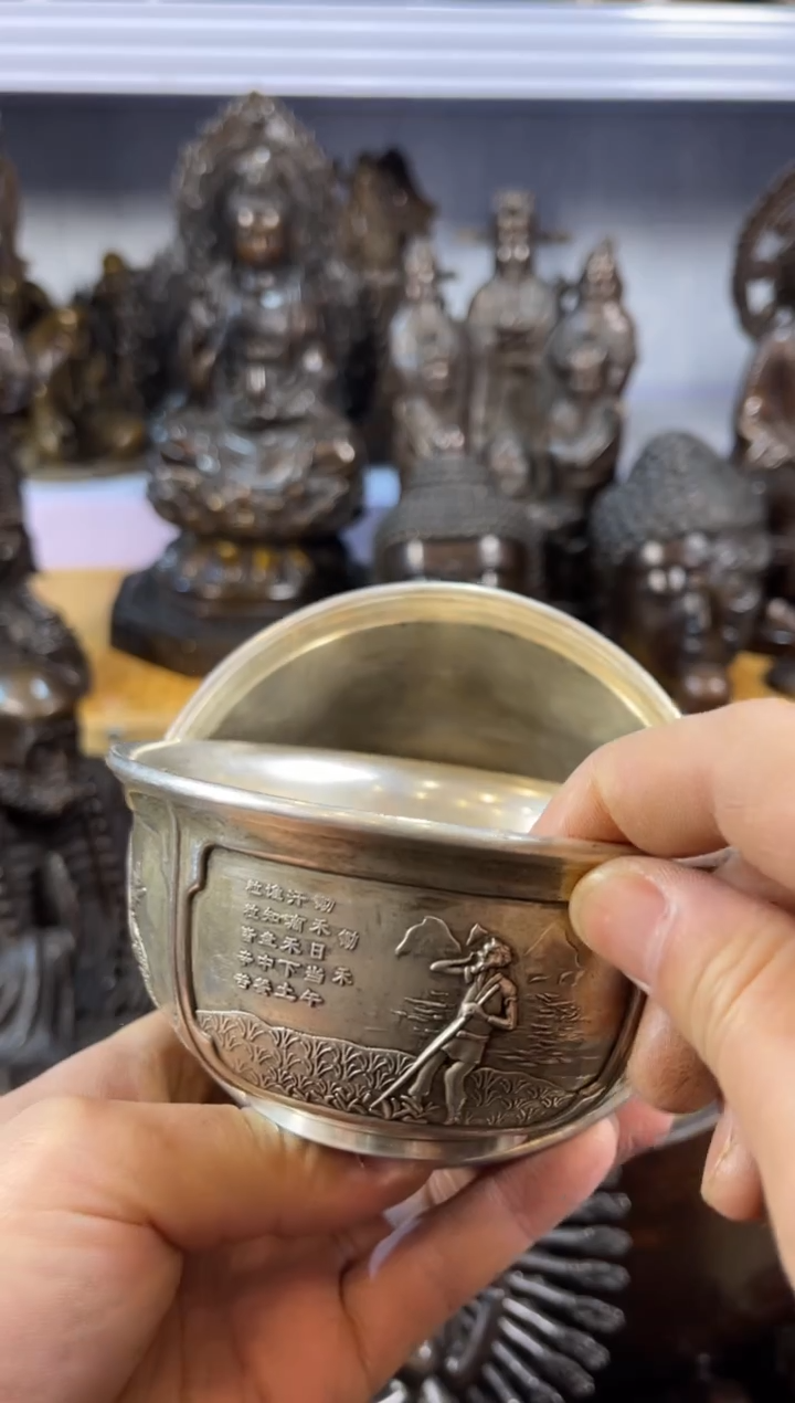 【闪购商品】1案台摆件  物品摆件