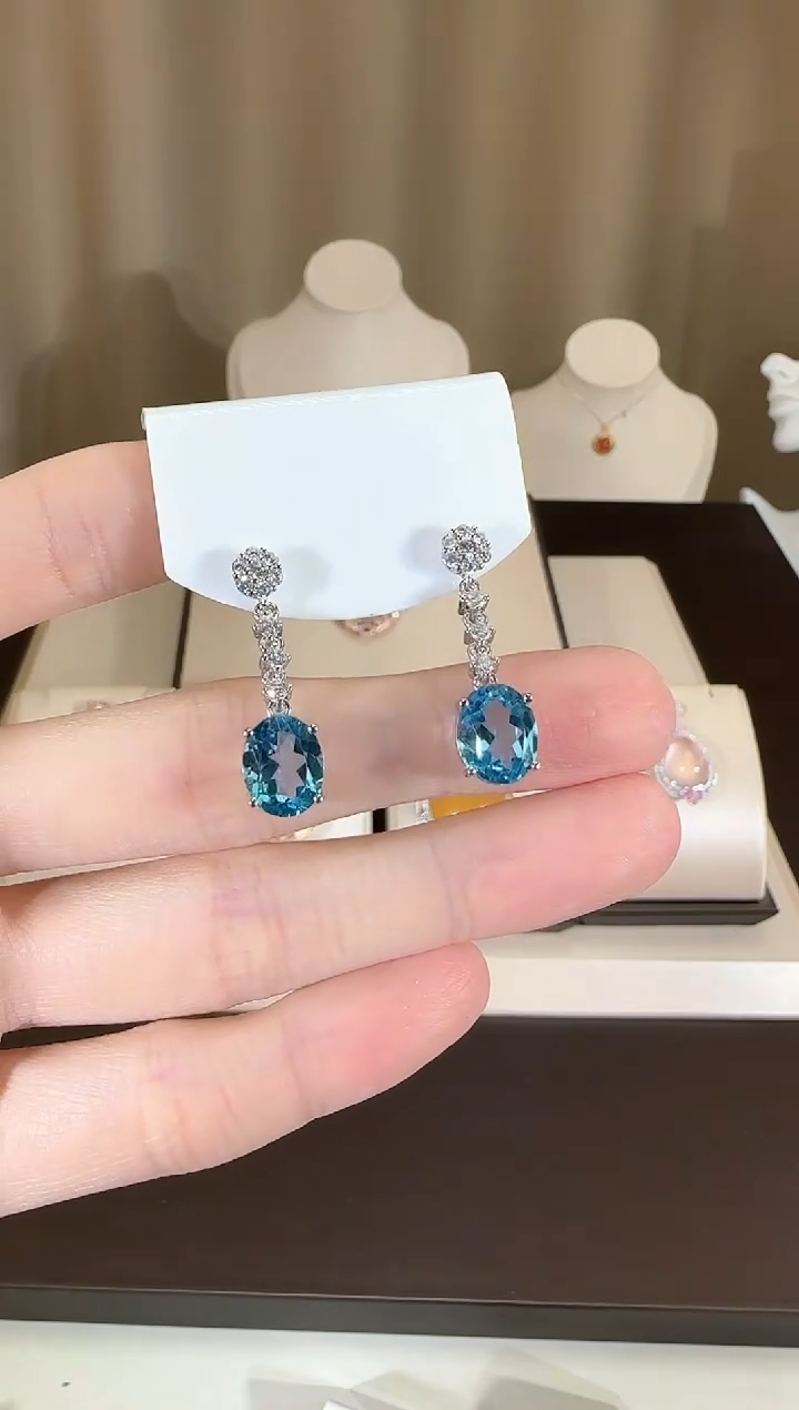 【闪购商品】托帕石耳饰银S925镶嵌10*8mm耳坠