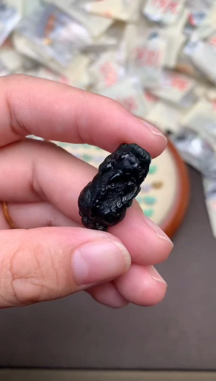 未镶嵌挂件翡翠一