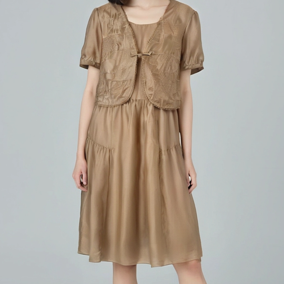 MC040蕾丝显瘦气质时尚休闲夏季收腰拼接连衣裙