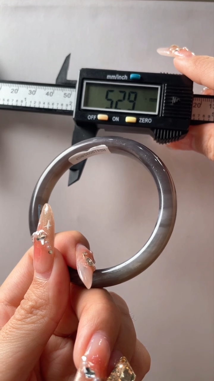 【闪购商品】和田玉手镯未镶嵌和田玉 手镯