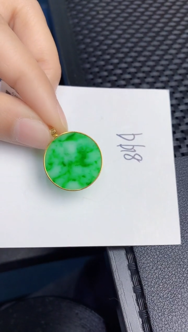 【闪购商品】翡翠颈饰18K金镶嵌000000000