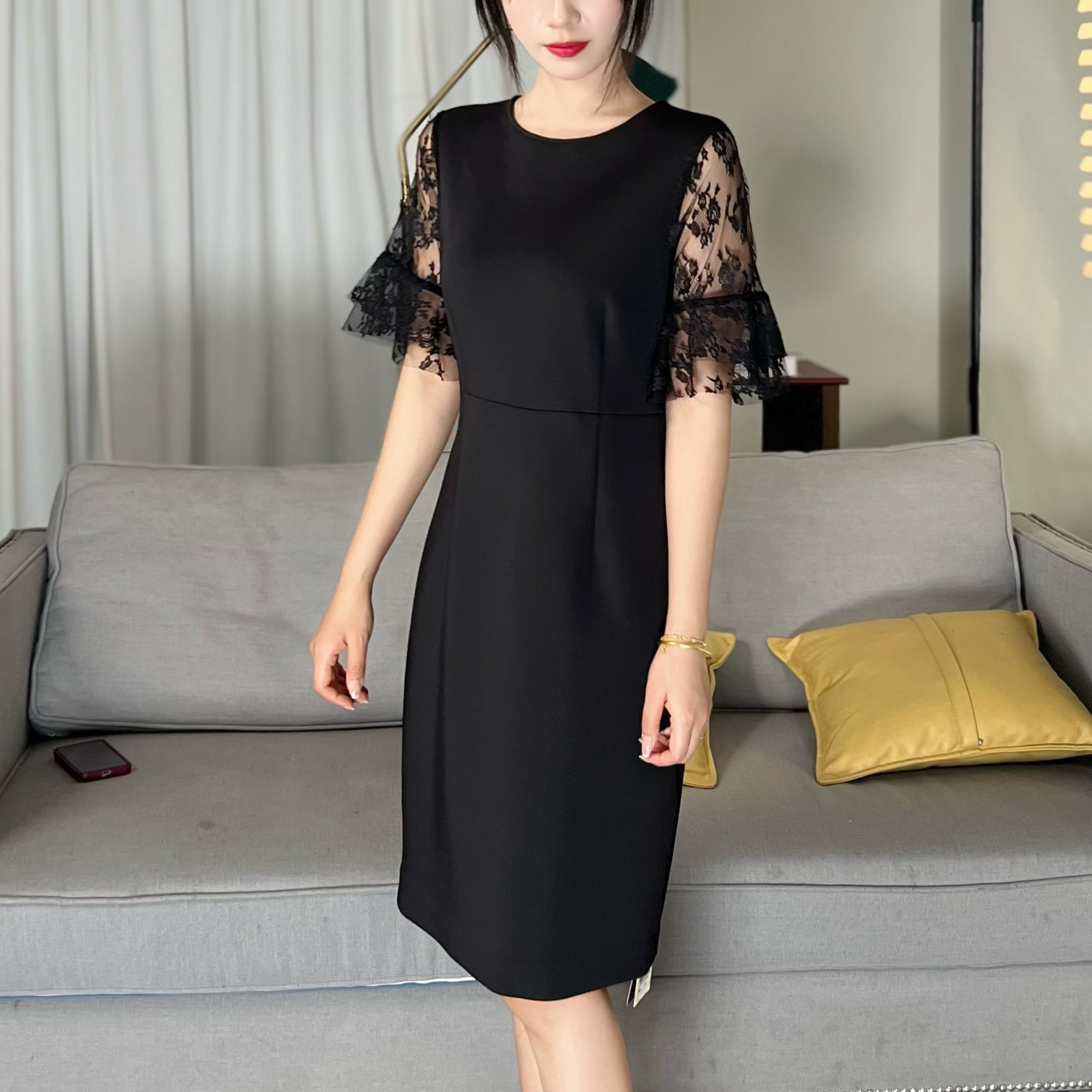 拉链极简风夏季蕾丝领口黑连衣裙遮肚名媛礼服小黑裙