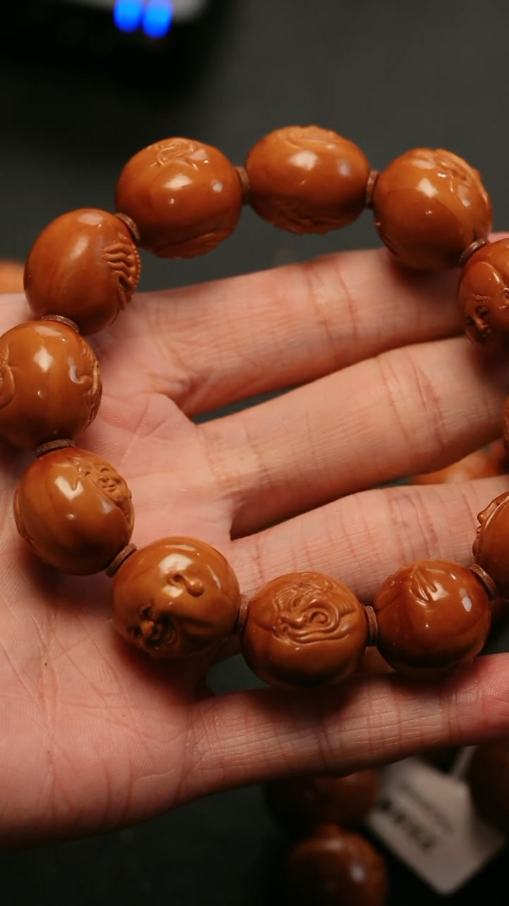 橄榄核手串光珠浮雕罗汉橄榄核手串