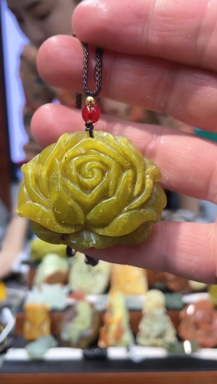 【闪购商品】岫玉吊坠未镶嵌·多样性发货*拍一发一