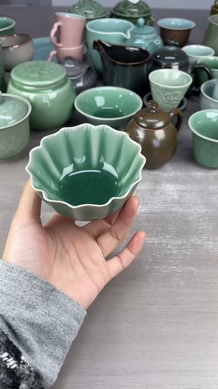 青瓷仓储清仓福利微瑕