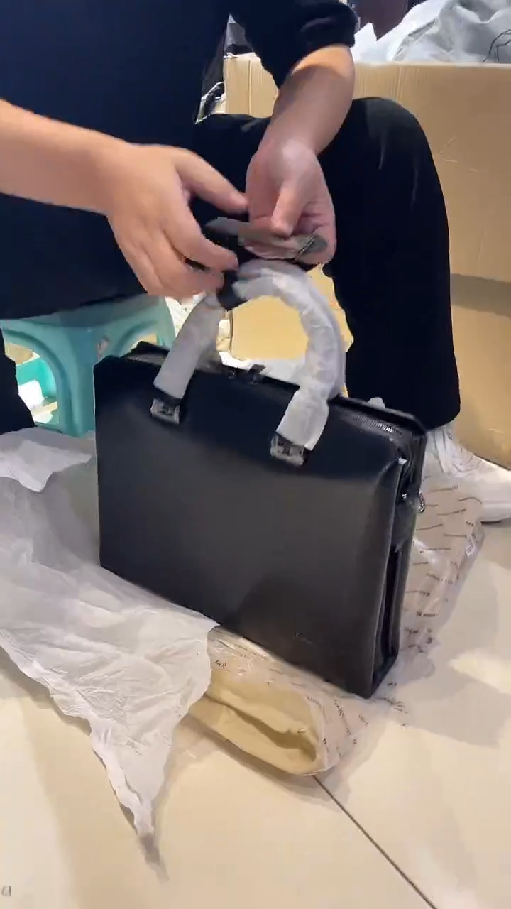 头层牛皮122品牌男包清货中（不要卡单，理性消费）