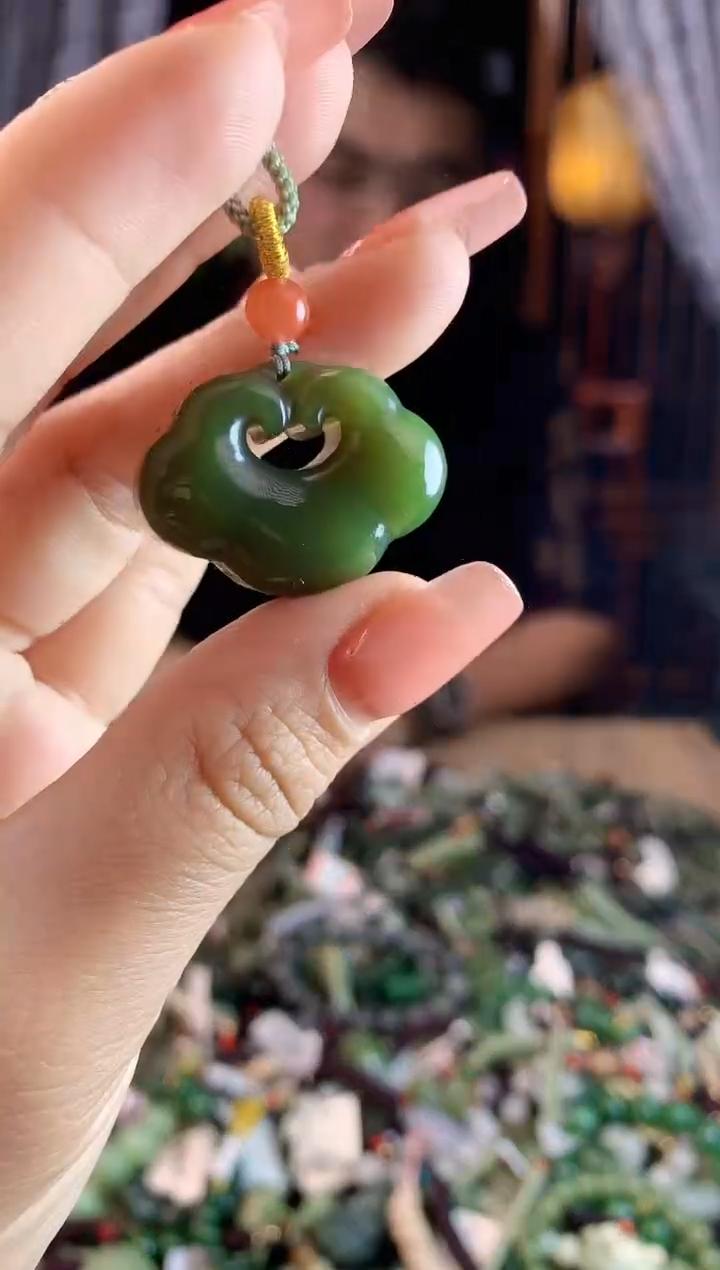【闪购商品】和田玉挂件未镶嵌多样性发货拍一发一