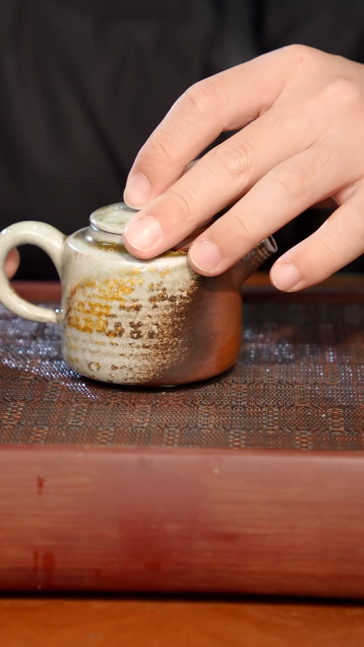 陶瓷奢瓷/瑞寅柴烧茶器（壶）535微瑕