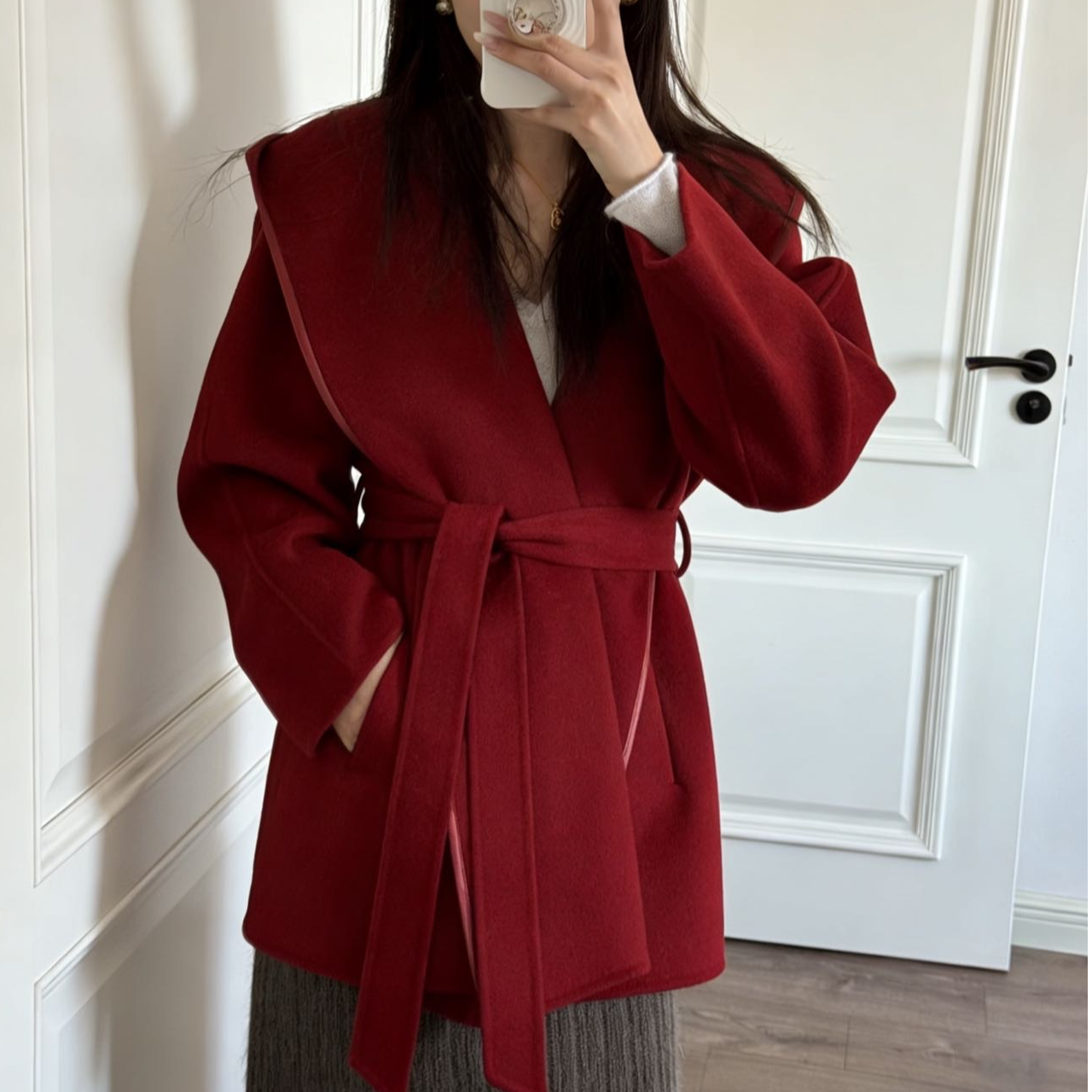 ZZ女士拼皮羊毛红色连帽大衣