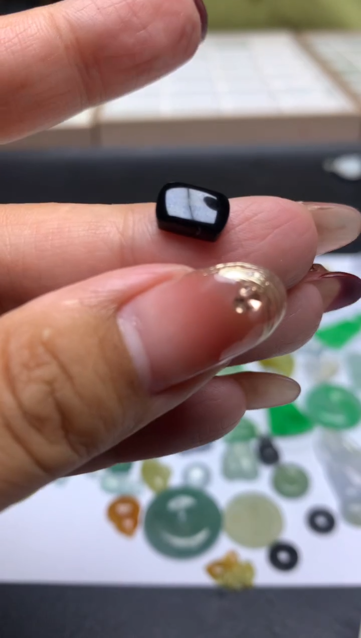 【闪购商品】定制翡翠未镶嵌毛货