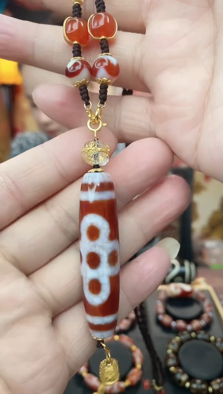 【闪购商品】玛瑙/玉髓吊坠未镶嵌玛瑙闪电五眼吊坠