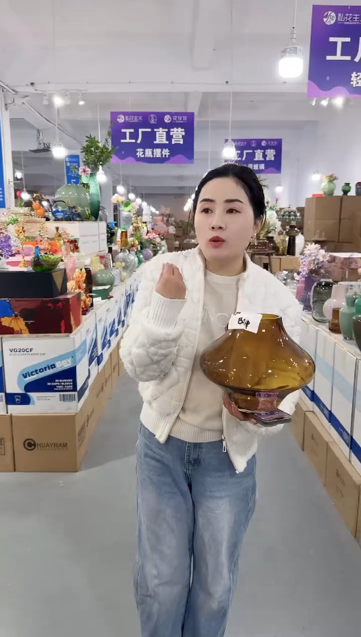 【闪购商品】玻璃安琪花瓶厂微瑕-JRW0