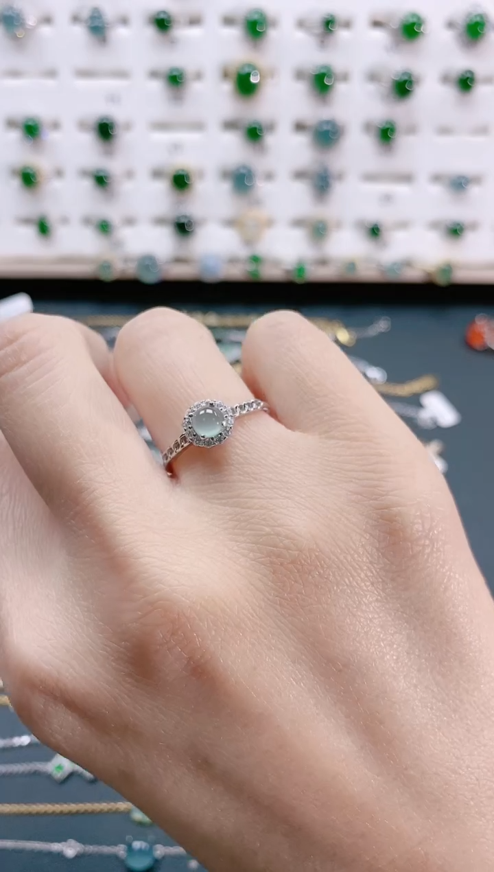 【闪购商品】翡翠戒指银S925镶嵌天然翡翠