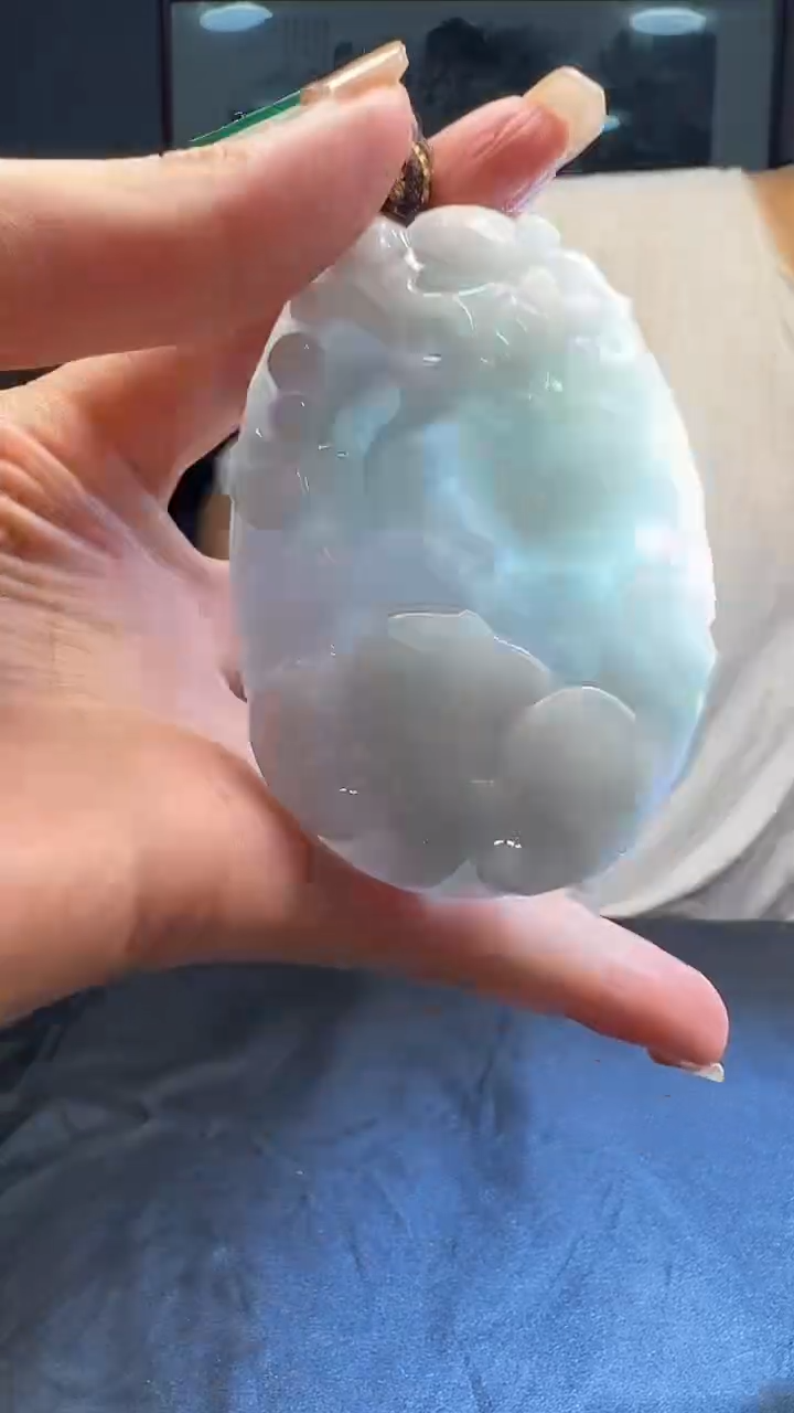 翡翠未镶嵌颈饰4855/64牌子