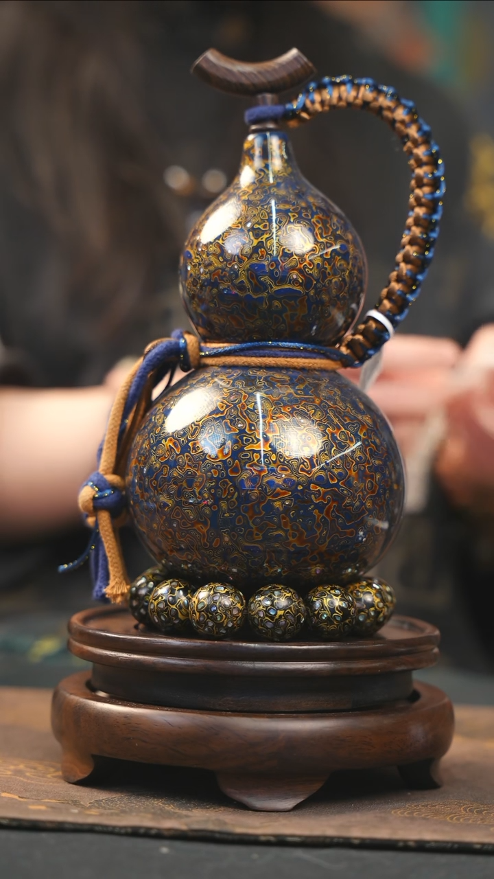 【闪购商品】YN179漆艺酒葫芦不包手串及旋转底座