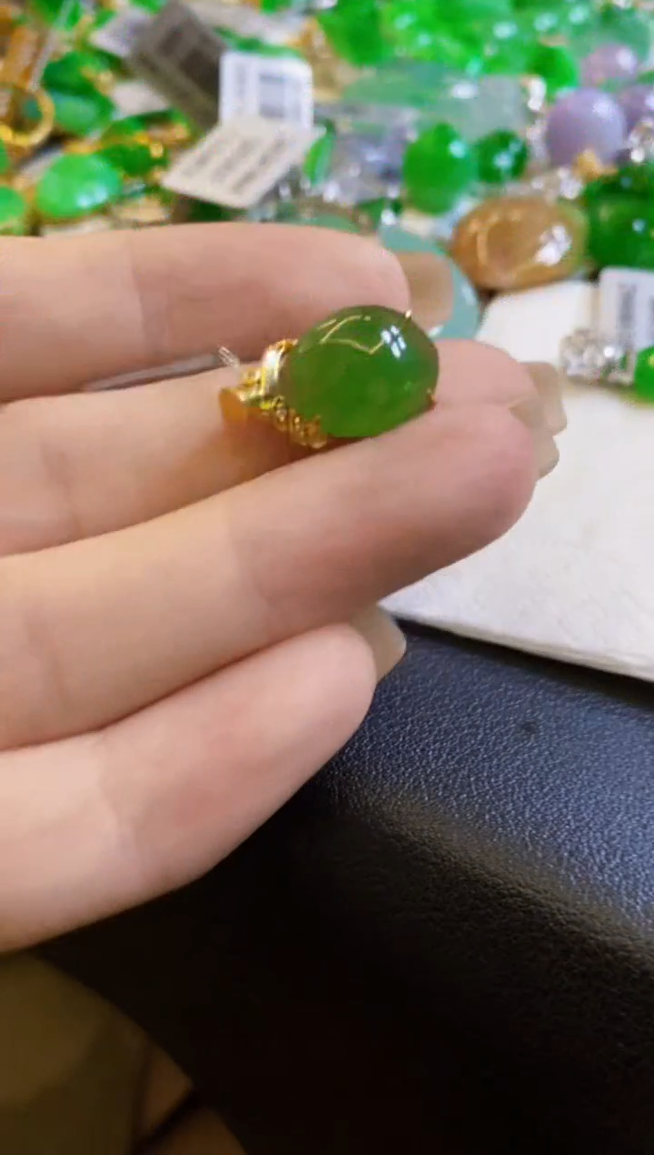 【闪购商品】定制翡翠18K金镶嵌瓜