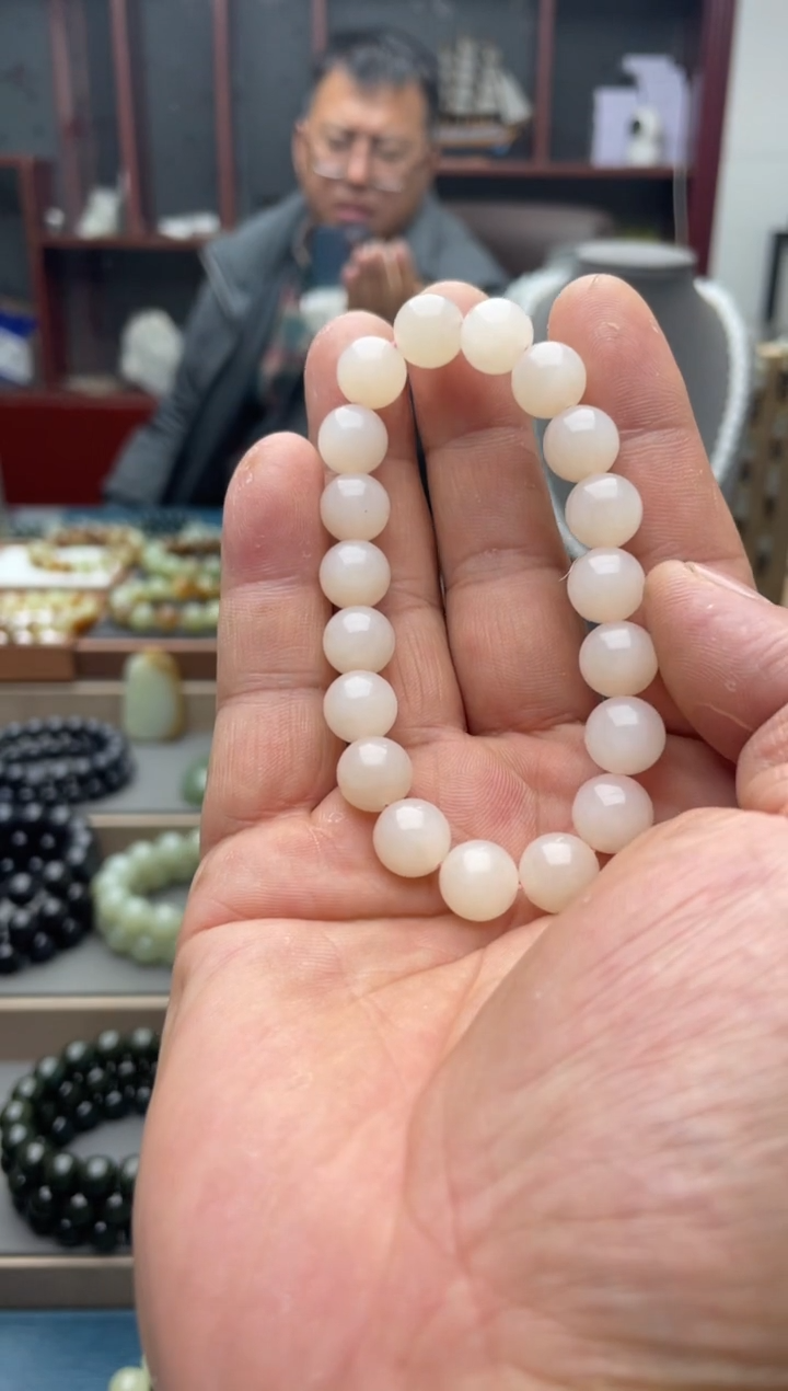 未镶嵌手串和田玉卡10