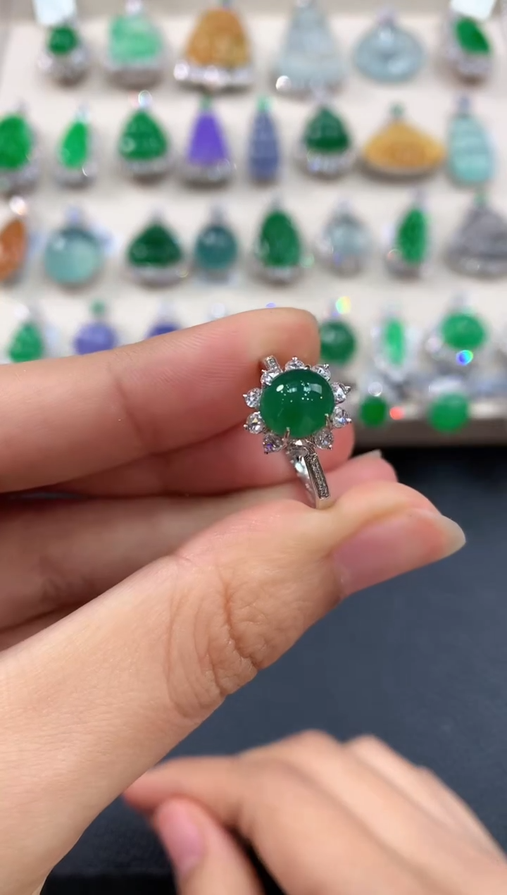 【闪购商品】翡翠戒指18K金镶嵌D20    