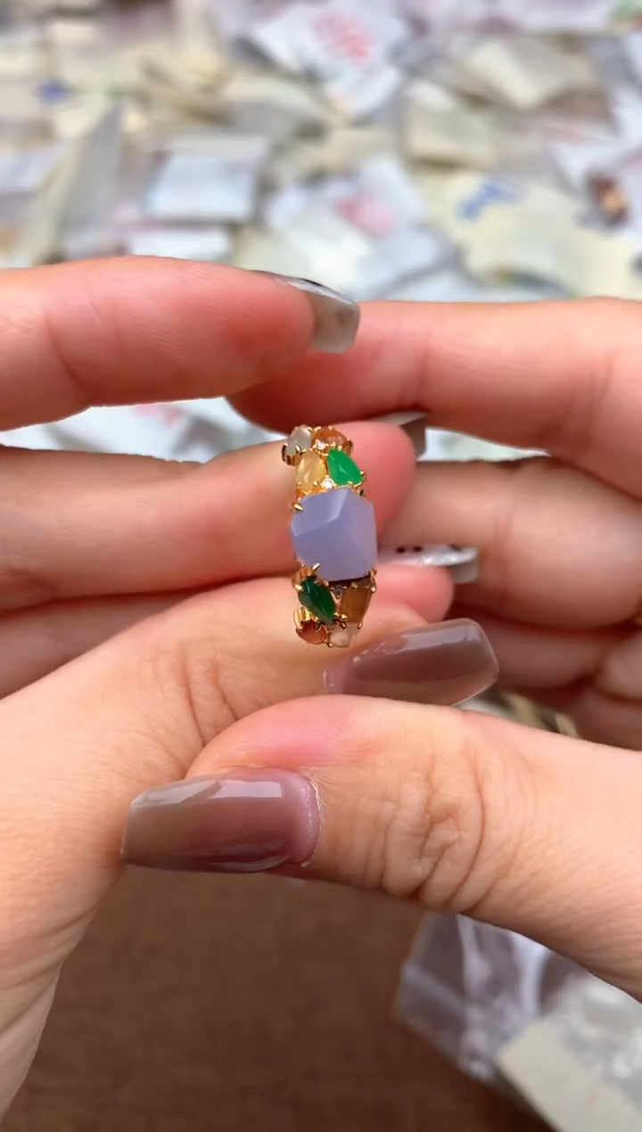 18K金镶嵌挂件翡翠—14圈