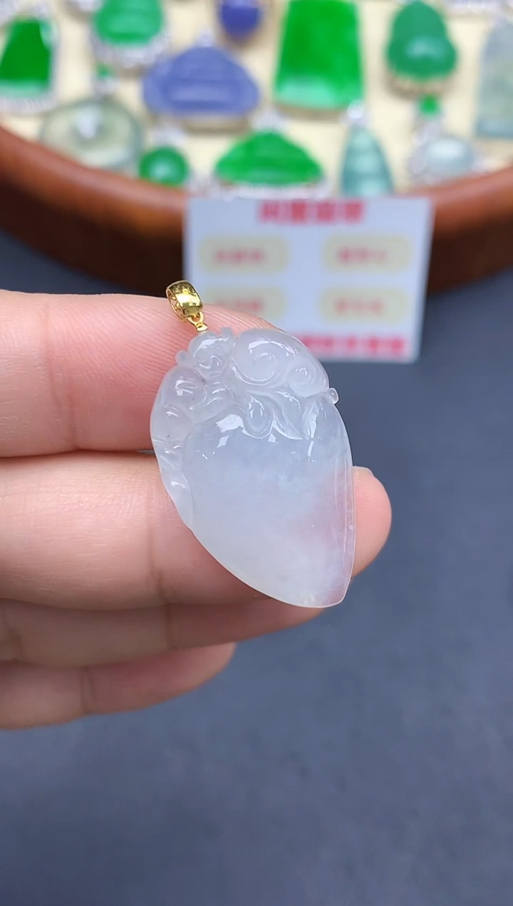 颈饰18K金镶嵌翡翠52-中国好珍宝