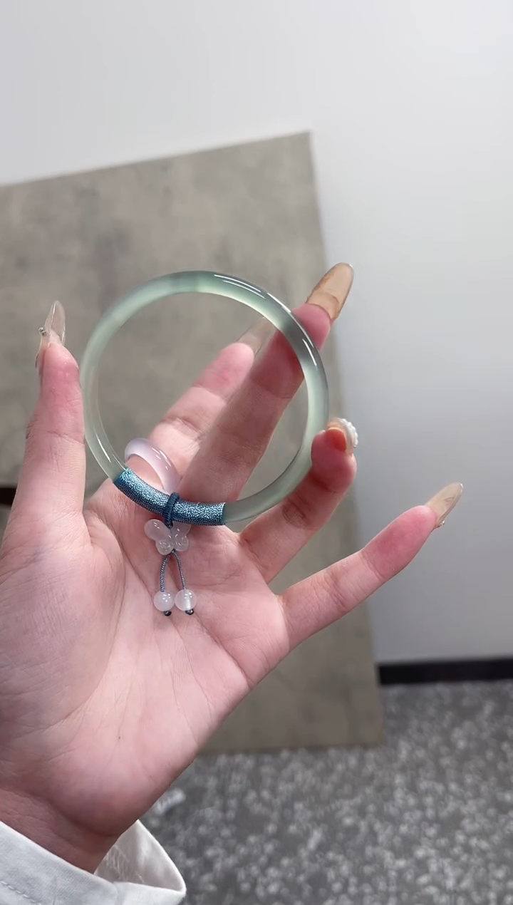 【闪购商品】玛瑙/玉髓手镯未镶嵌61圈 需要包容