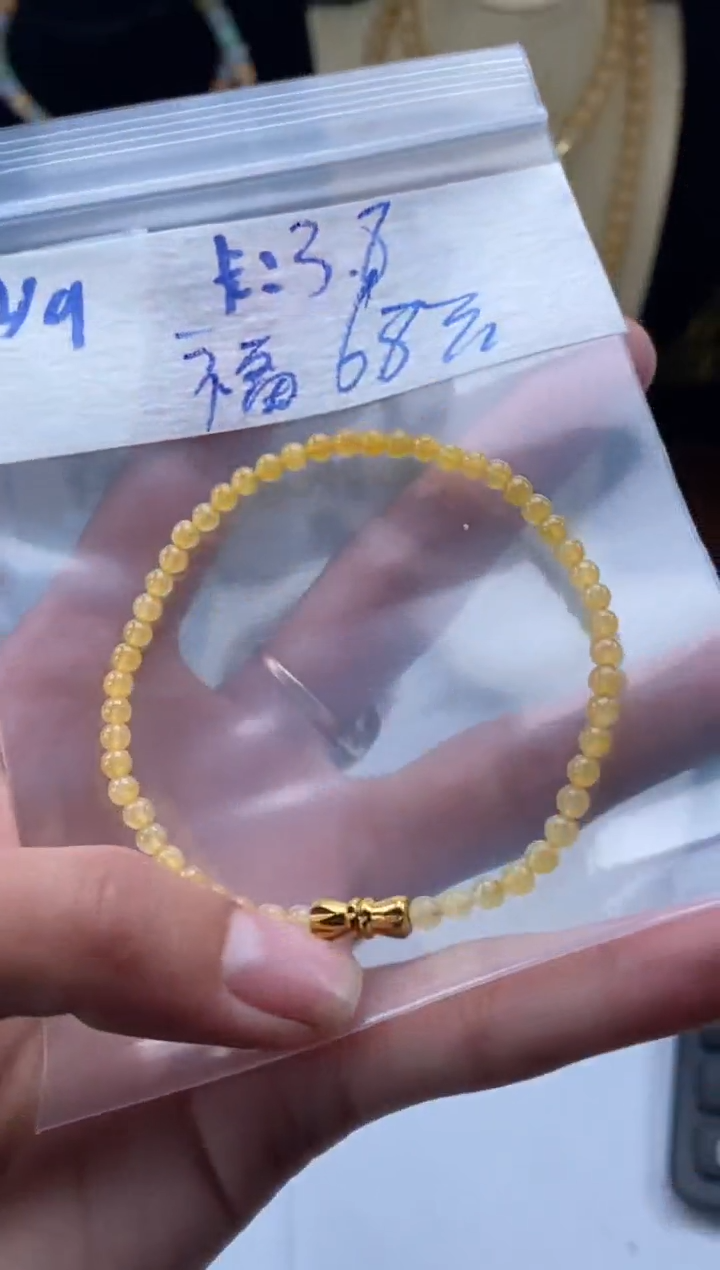 颈饰未镶嵌翡翠天然翡翠珠子