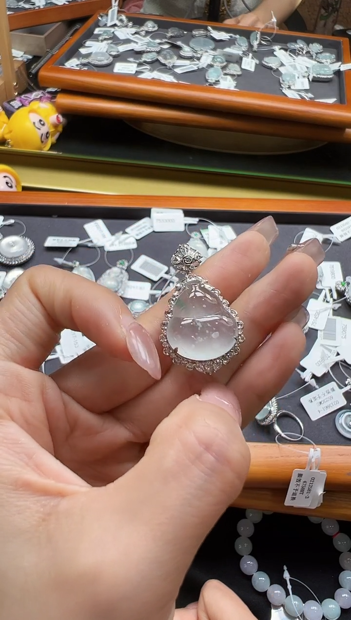 【闪购商品】翡翠颈饰18K金镶嵌DFZ0217-145