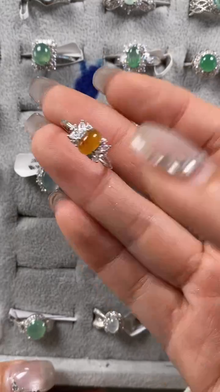 【闪购商品】翡翠戒指银S925镶嵌8268