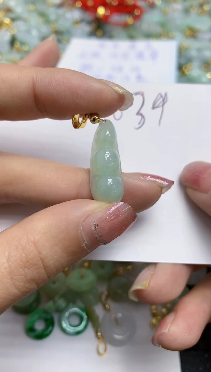 【闪购商品】翡翠颈饰合金天然翡翠A货