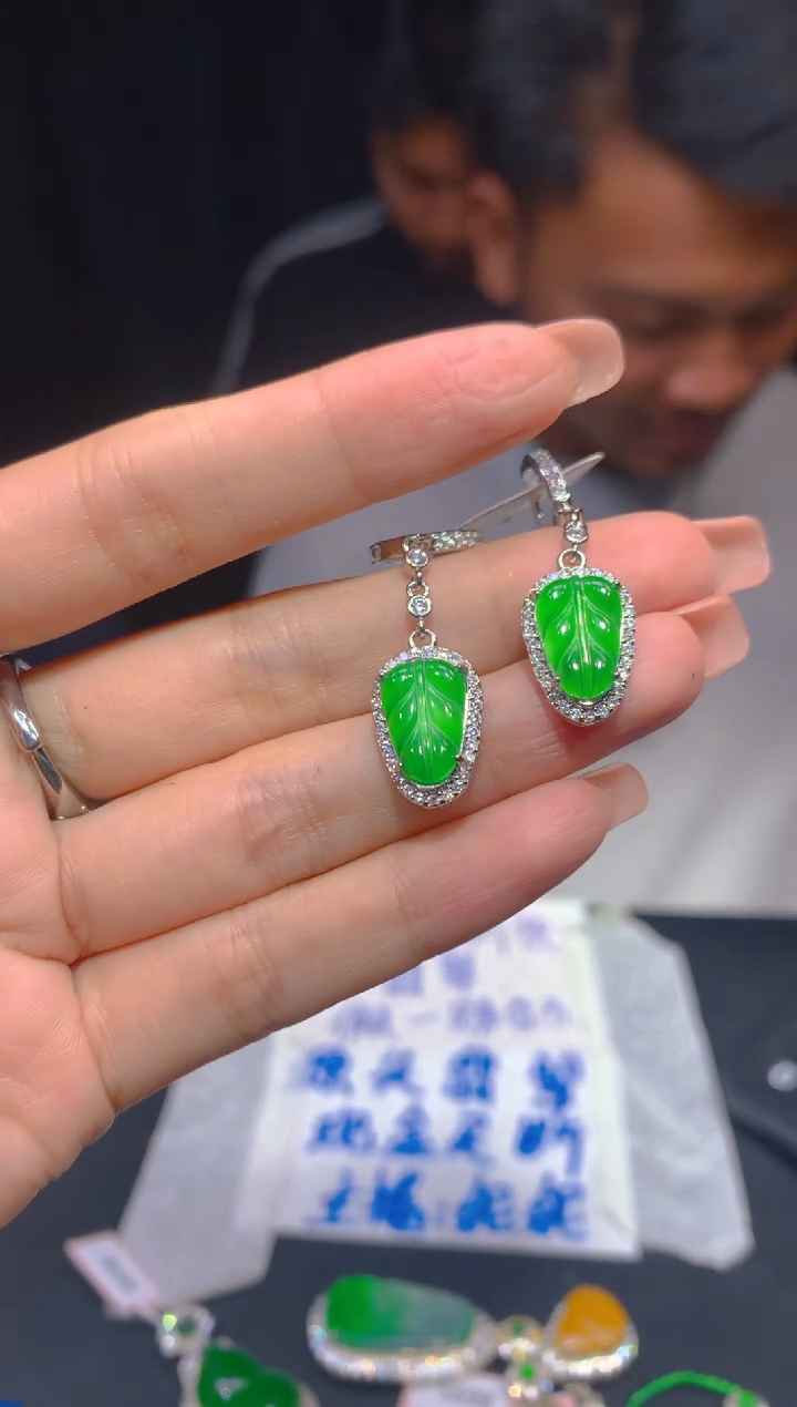 【闪购商品】定制翡翠未镶嵌172多样性发货（发其一）