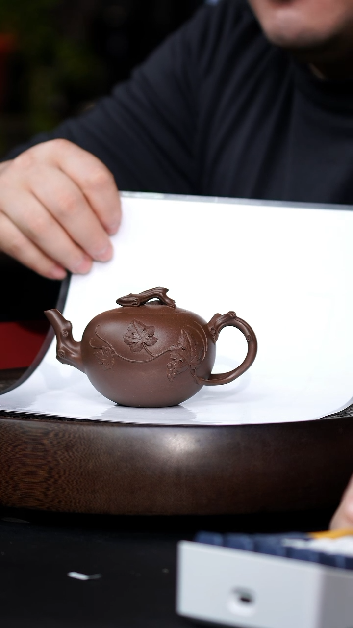 JCY-0494逸影（徐章萌）-紫泥-180cc