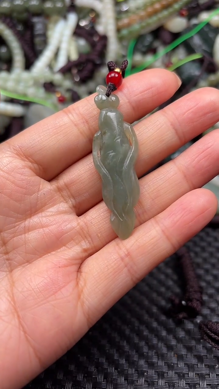 【闪购商品】和田玉颈饰未镶嵌.