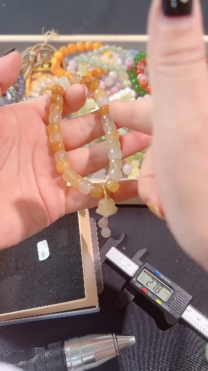 手链未镶嵌和田玉（糖玉）00000000