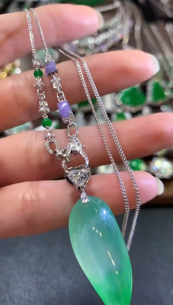 项链18K金镶嵌翡翠m19多样性一件发货不含吊坠