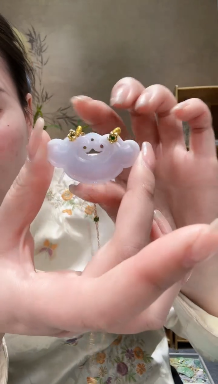 【闪购商品】翡翠颈饰未镶嵌吊坠