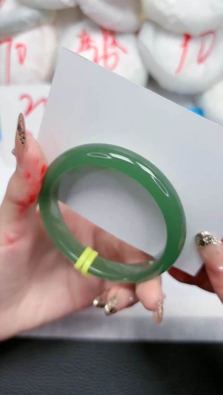 【闪购商品】石英质玉手镯未镶嵌484-53.9