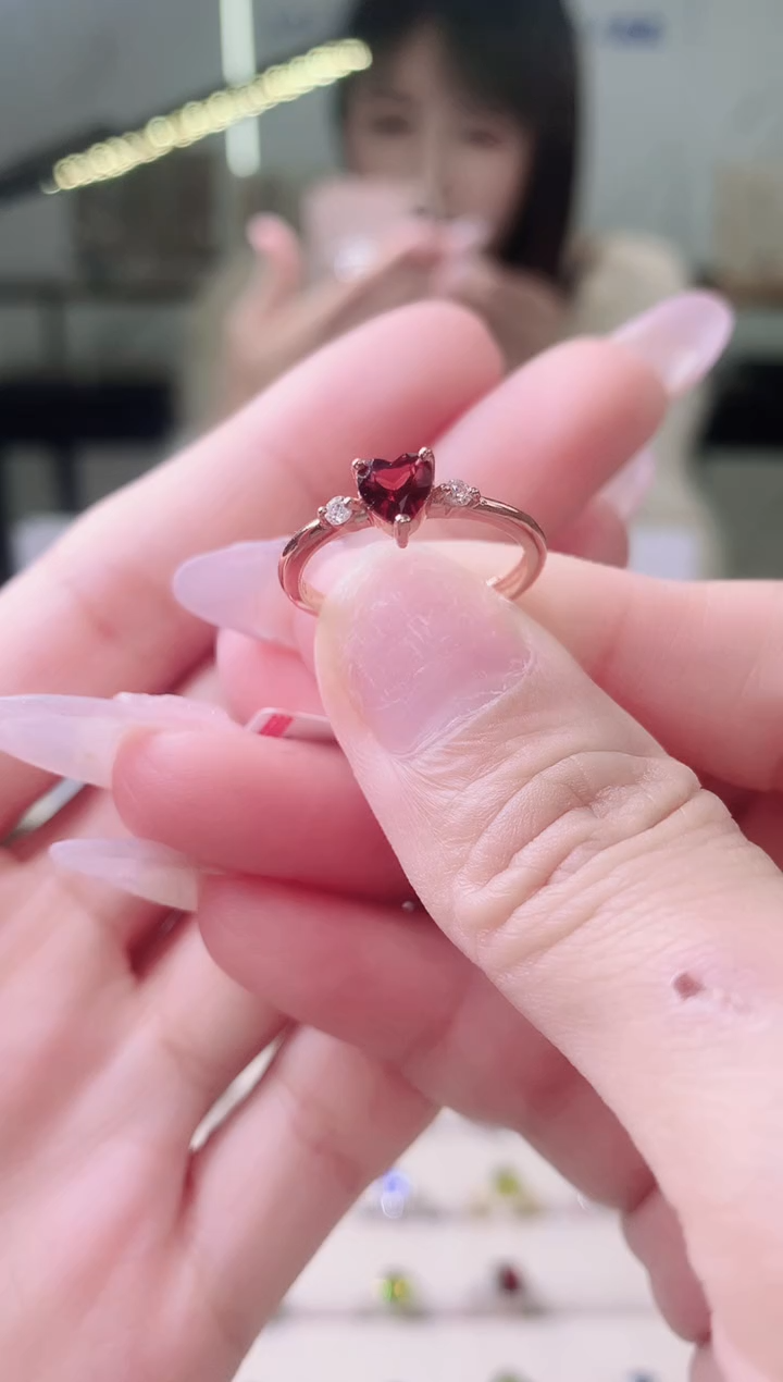 【闪购商品】石榴石戒指银S925镶嵌1-14