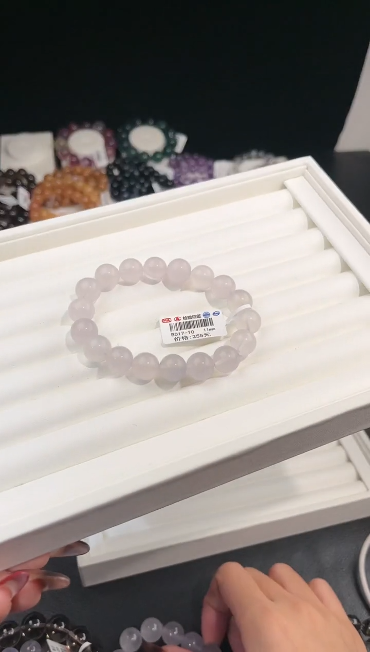 【闪购商品】萤石手链未镶嵌多样性发一奶紫11mm